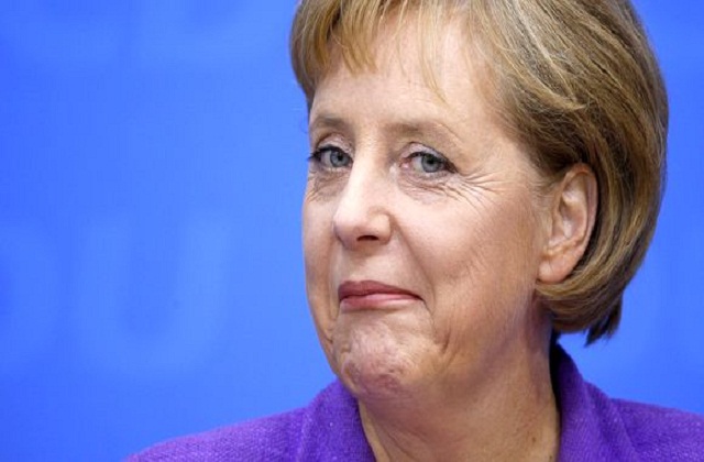 Angela Merkel è una politica tedesca. Dal 22 novembre 2005 ricopre la carica di Cancelliera della Germania.