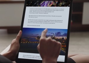 Presentato alla fine del 2015, iPad Pro è il tablet più grande mai prodotto da Apple, oltre che il più potente. Con un display da 12.9", difficilmente potremmo definirlo un dispositivo veramente portatile, ma è perfetto per guardare una partita in streaming sul divano o seguire una serie tv su Netflix. A parte si possono acquistare una cover con tastiera e un pennino perfetto per disegnare, che lo rendono il dispositivo ideale per i creativi.