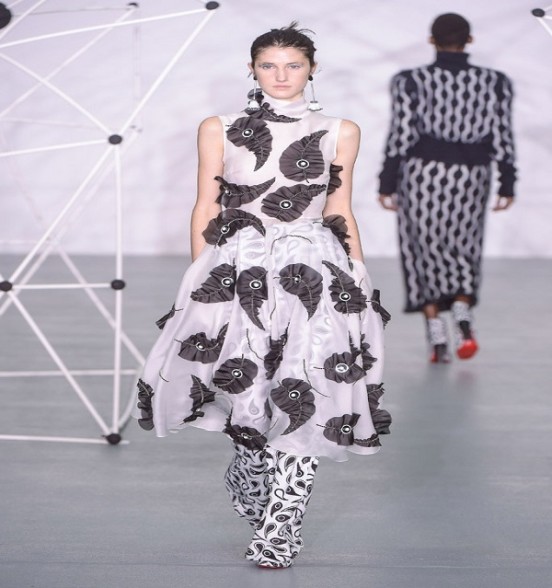 Holly Fulton, Fall Winter 2016 Collection in London