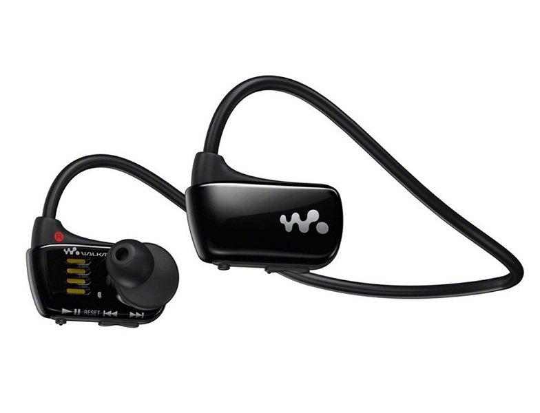 Sony Walkman NWZW273B, auricolari con riproduttore MP3 integrato, indossabili, impermeabili, senza fili e compatibili con la musica di iTunes. €68, spedizione inclusa.