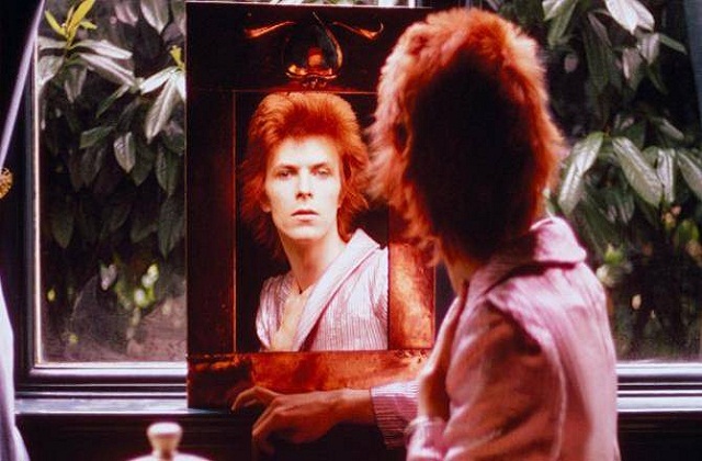 Addio a David Bowie: il Duca Bianco della musica e il Re dell’Eclettismo