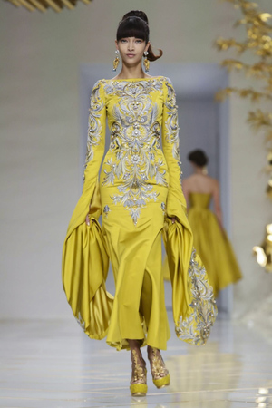 Guo Pei, Fashion Show, Couture Collection Spring Summer 2016 in Paris