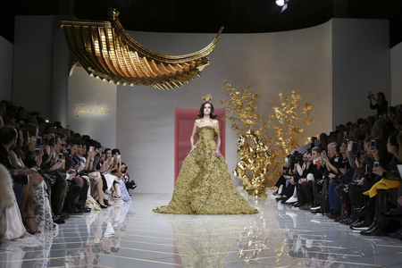Guo Pei, Fashion Show, Couture Collection Spring Summer 2016 in Paris