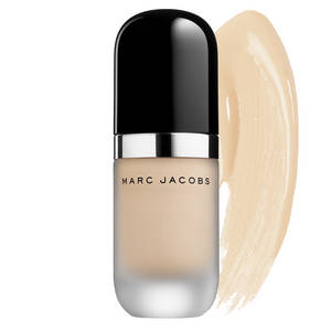 Re(marc)able
Fondotinta Concentrato-Marc Jacobs Beauty- assicura una copertura ottimale e una lunga tenuta.