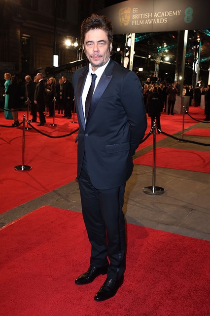 Benicio Del Toro ai BAFTAs 2016