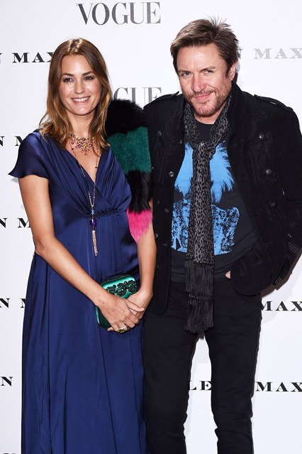 Yasmin Le Bon in Leon Max e Simon Le Bon al Vogue 100 Opening Party, London